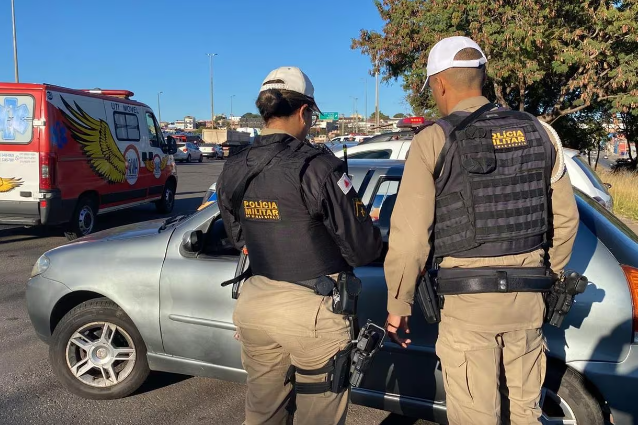 PM faz megaoperação contra o tráfico de drogas em rodovias de Minas