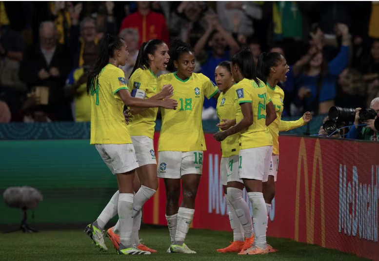 Brasil parte para o ‘tudo ou nada’ contra a Jamaica pela Copa do Mundo feminina