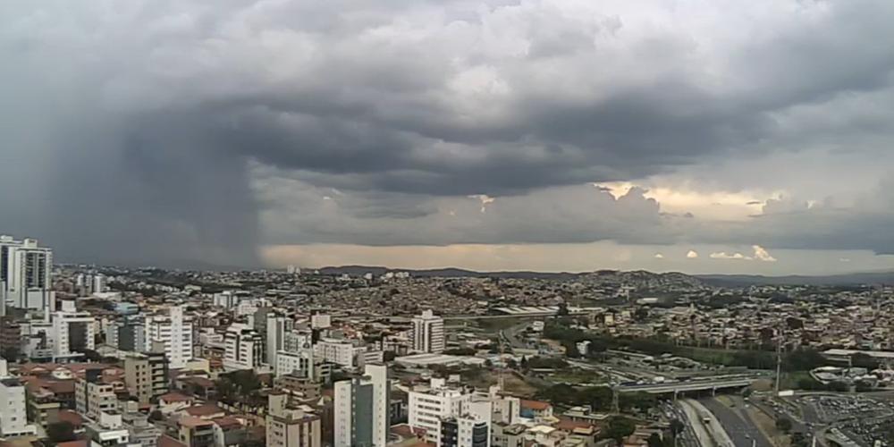 Chuvas intensas podem provocar corte de energia e alagamentos em mais de 100 cidades mineiras